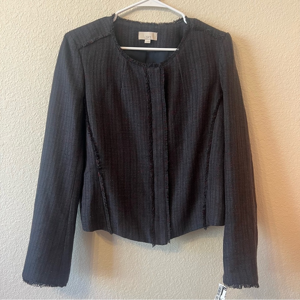 Sz 10 LOFT Women's Long Sleeve Fringe
Tweed Zip Jacket Blazer Gray - Picture 2 of 14